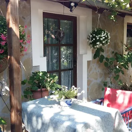 Arlekin Apartman Apartment Hévíz